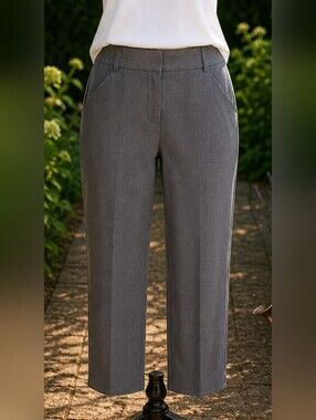 *LOFT Gray Cropped Dress Pants Waist 18 Inseam 27" Rise 10.5